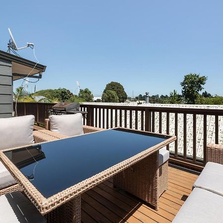Convenient Family Bach With Easy Access To Blake Park The Beach And Downtown Mount Maunganui Exteriér fotografie