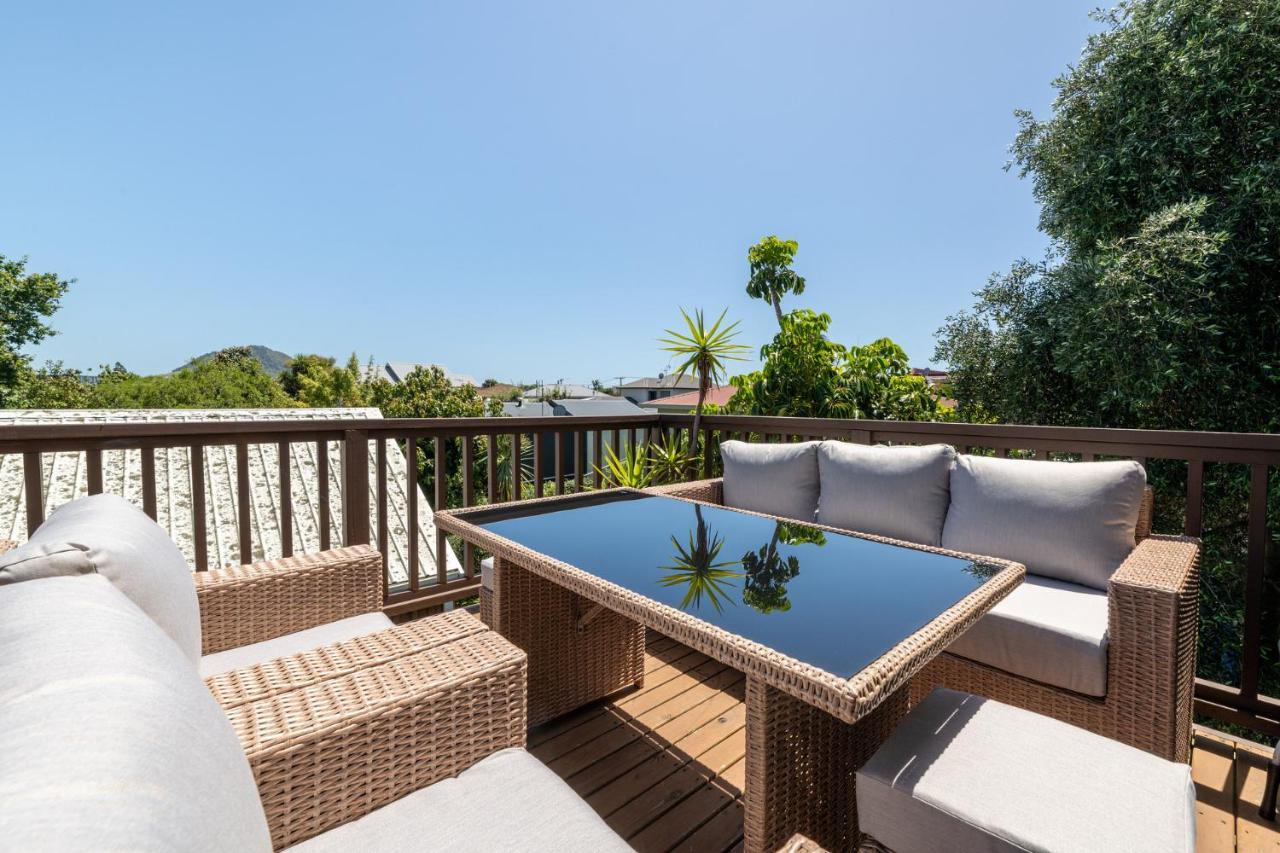 Convenient Family Bach With Easy Access To Blake Park The Beach And Downtown Mount Maunganui Exteriér fotografie