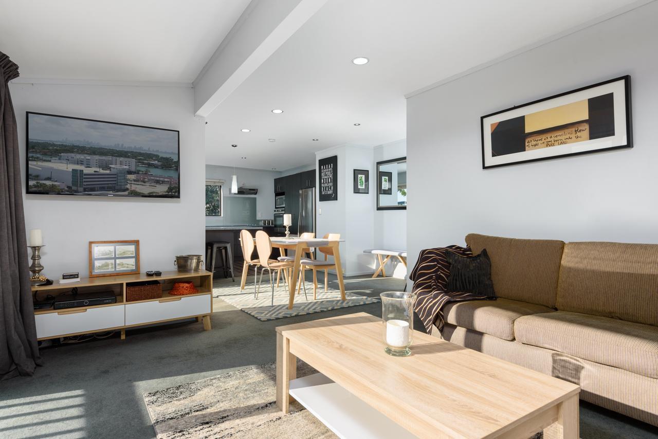Convenient Family Bach With Easy Access To Blake Park The Beach And Downtown Mount Maunganui Exteriér fotografie